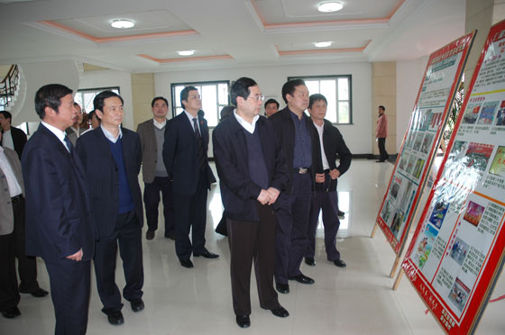 省委宣傳部劉上洋部長(zhǎng)到仁和集團(tuán)考察調(diào)研