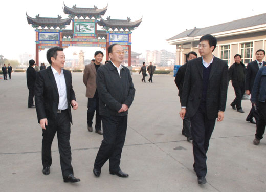 江西省委副書記張裔炯視察仁和集團(tuán)