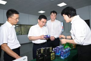 宜春市委書記蔣文定視察仁和集團