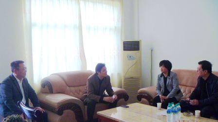 峽江縣委書記徐開萍、常務(wù)副縣長胡新明 走訪調(diào)研吉安三力1.jpg